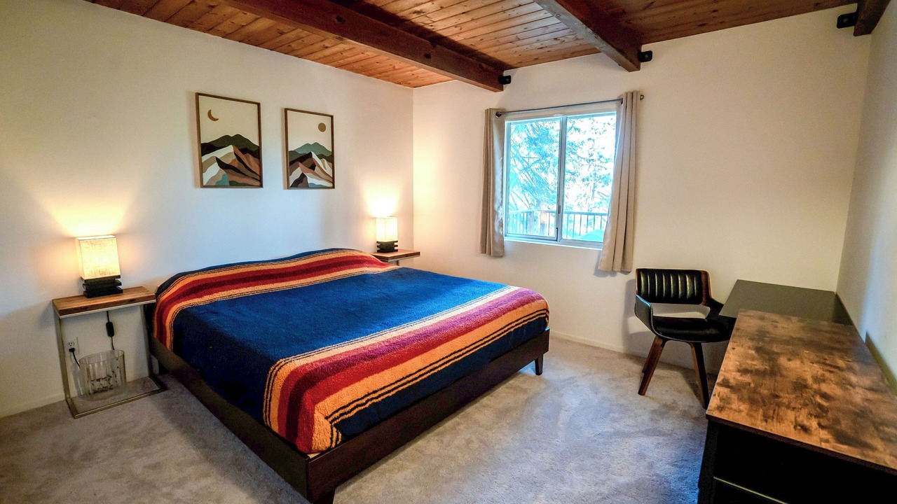 Photo of Bedroom in Blue Jay