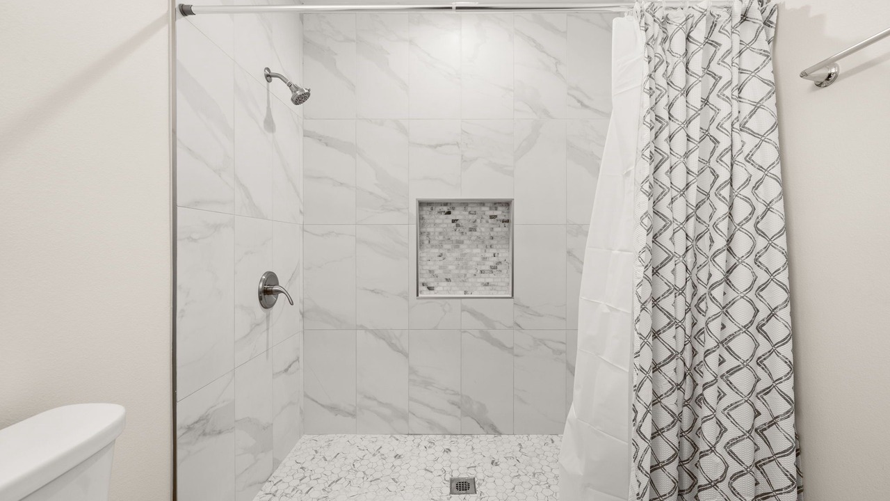 Photo of Bathroom in Harbor