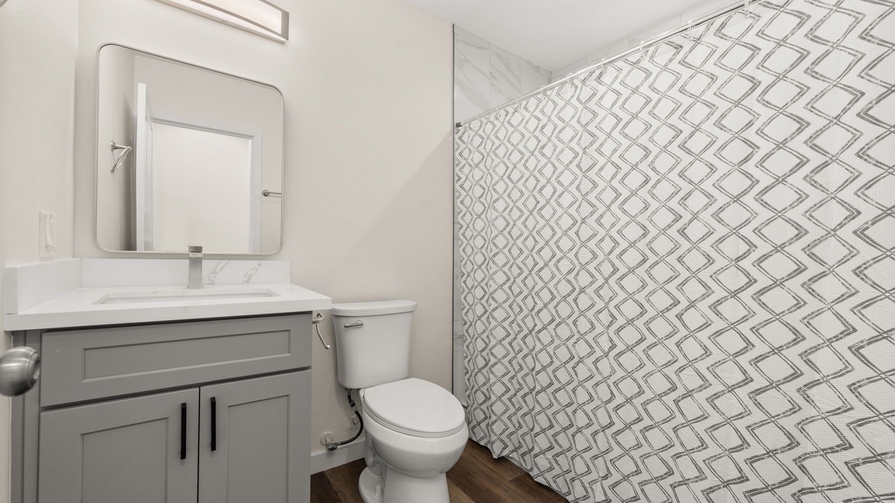 Photo of Bathroom in Harbor