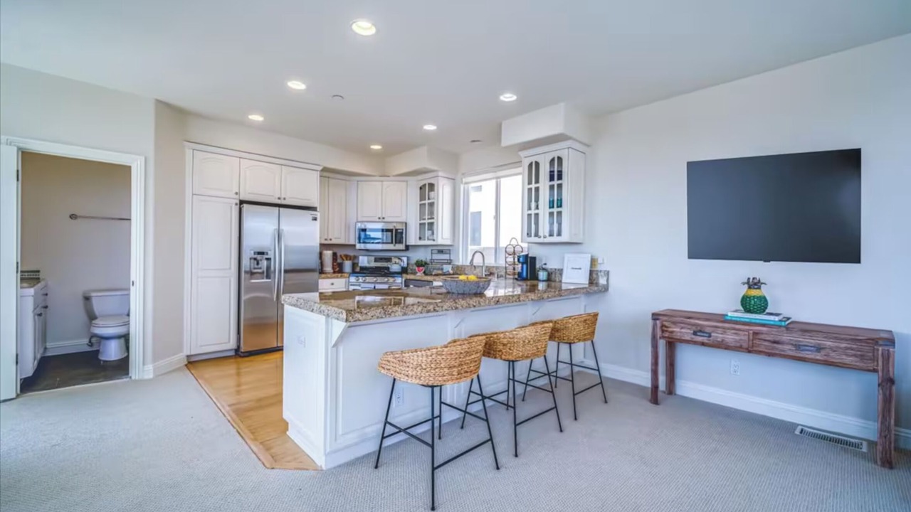 Photo of Kitchen in Gas Lamp Section