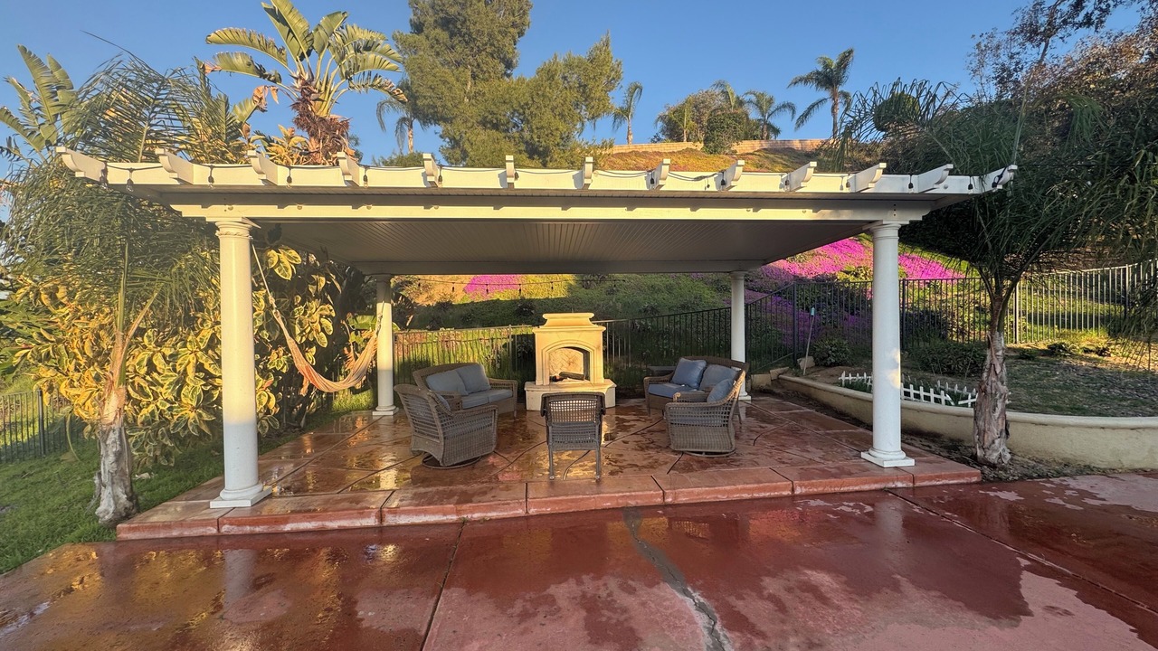 Photo of Patio Balcony in Riverside