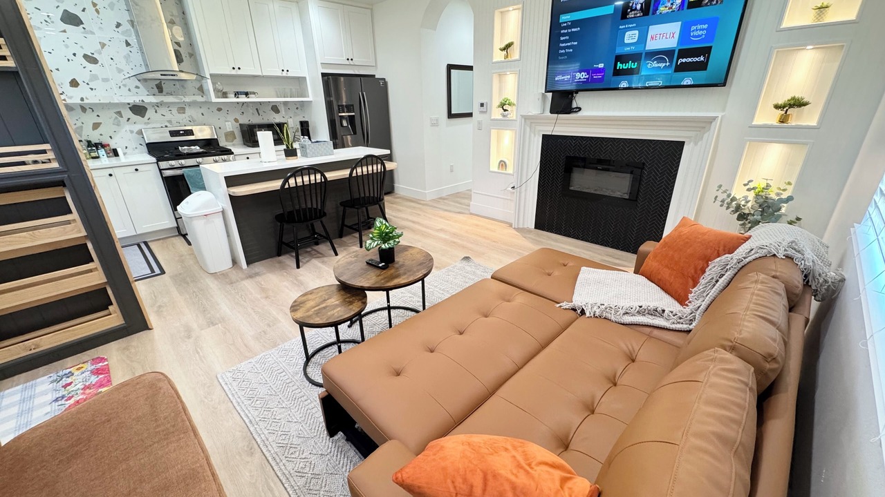Photo of Livingroom in Southwest Anaheim