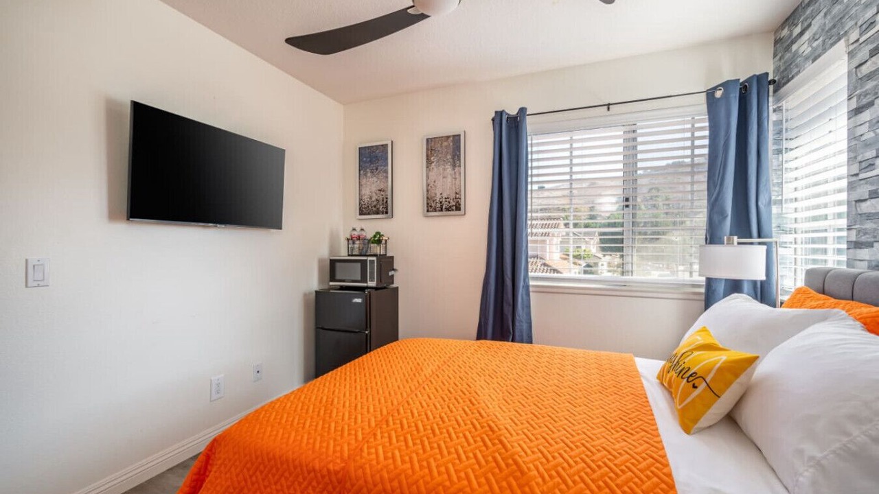 Photo of Bedroom in Rowland Heights