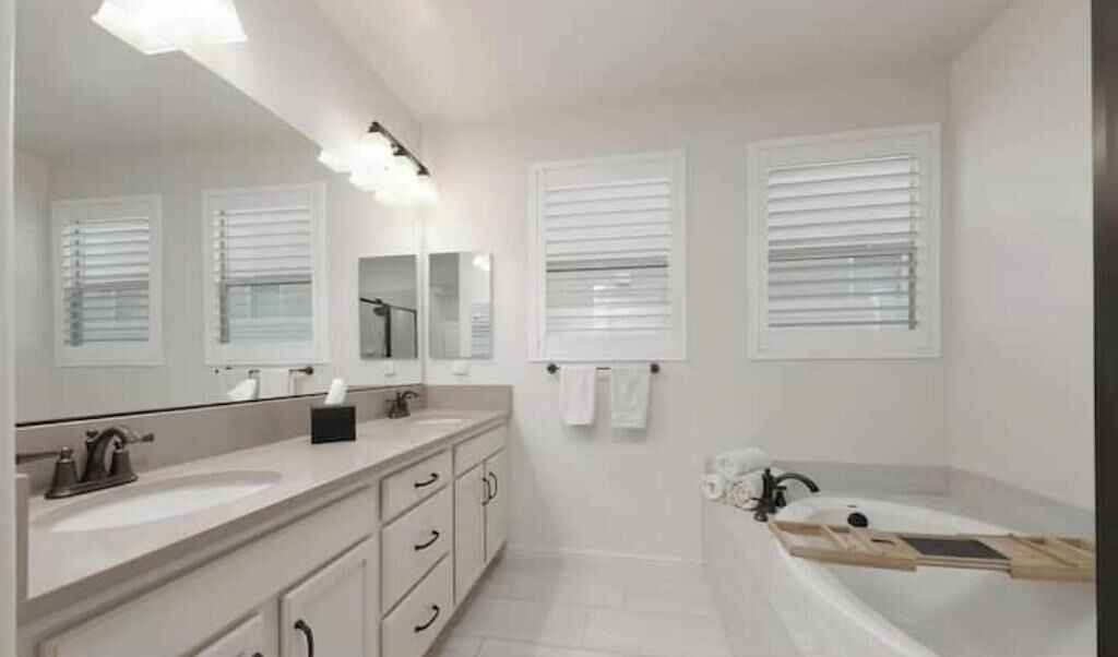 Photo of Bathroom in Greenacres