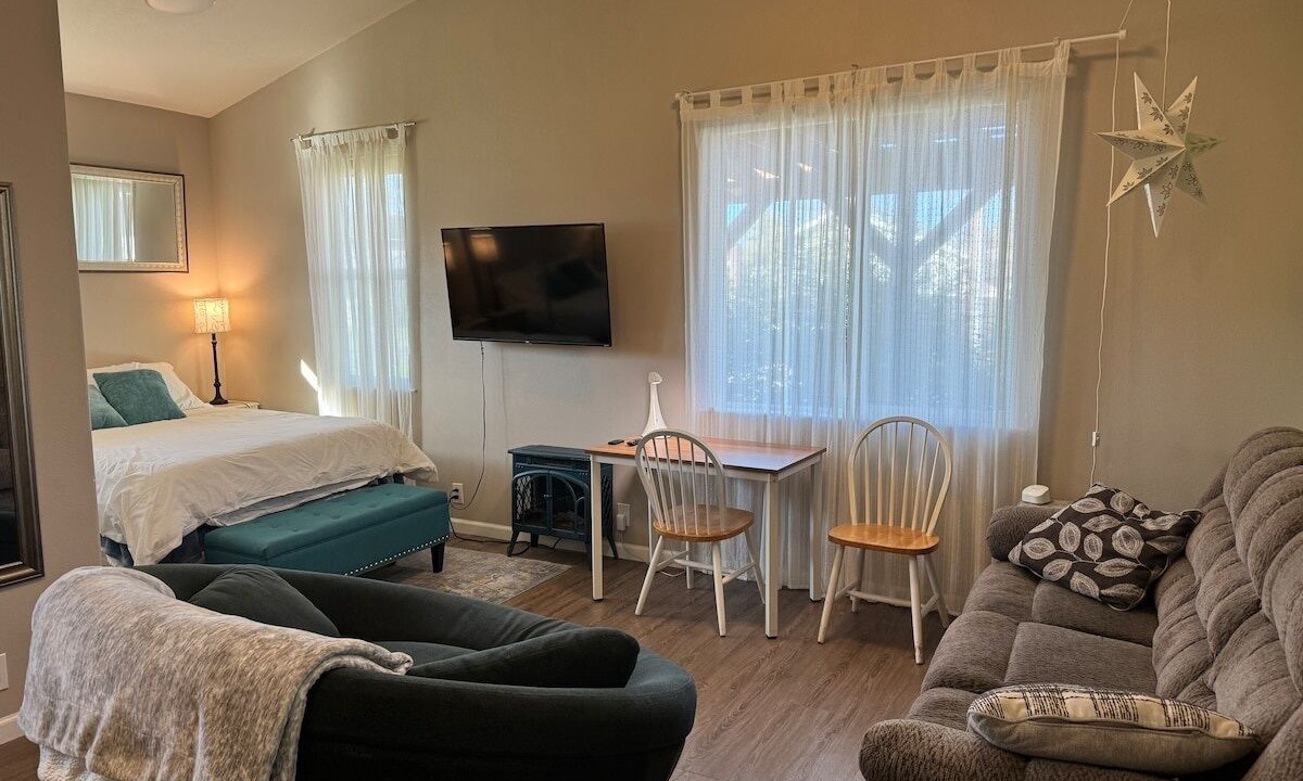 Photo of Livingroom in Middletown