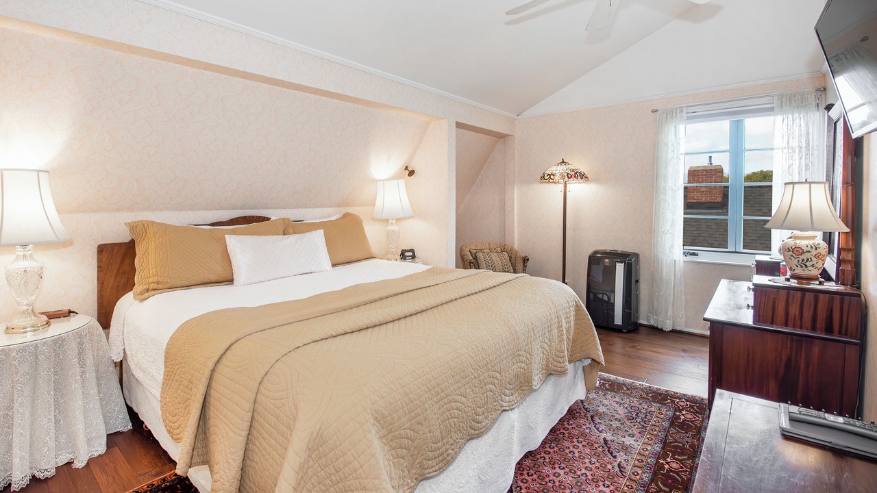 Photo of Bedroom in Oak Park