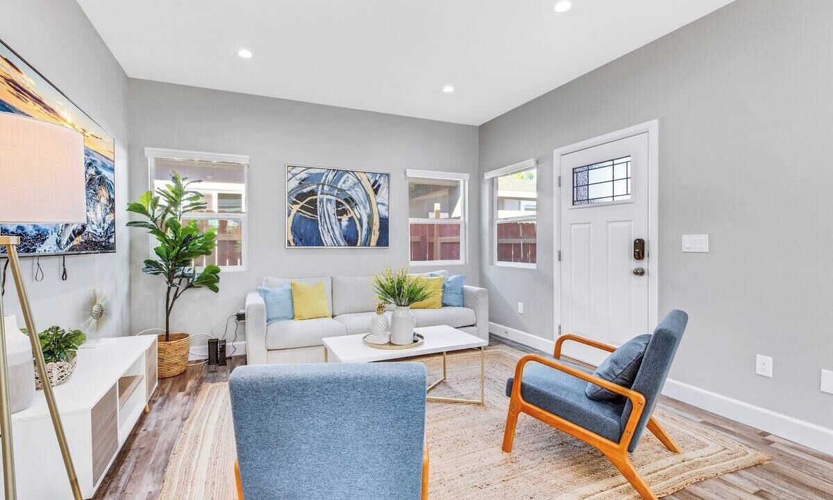 Photo of Livingroom in Norwalk