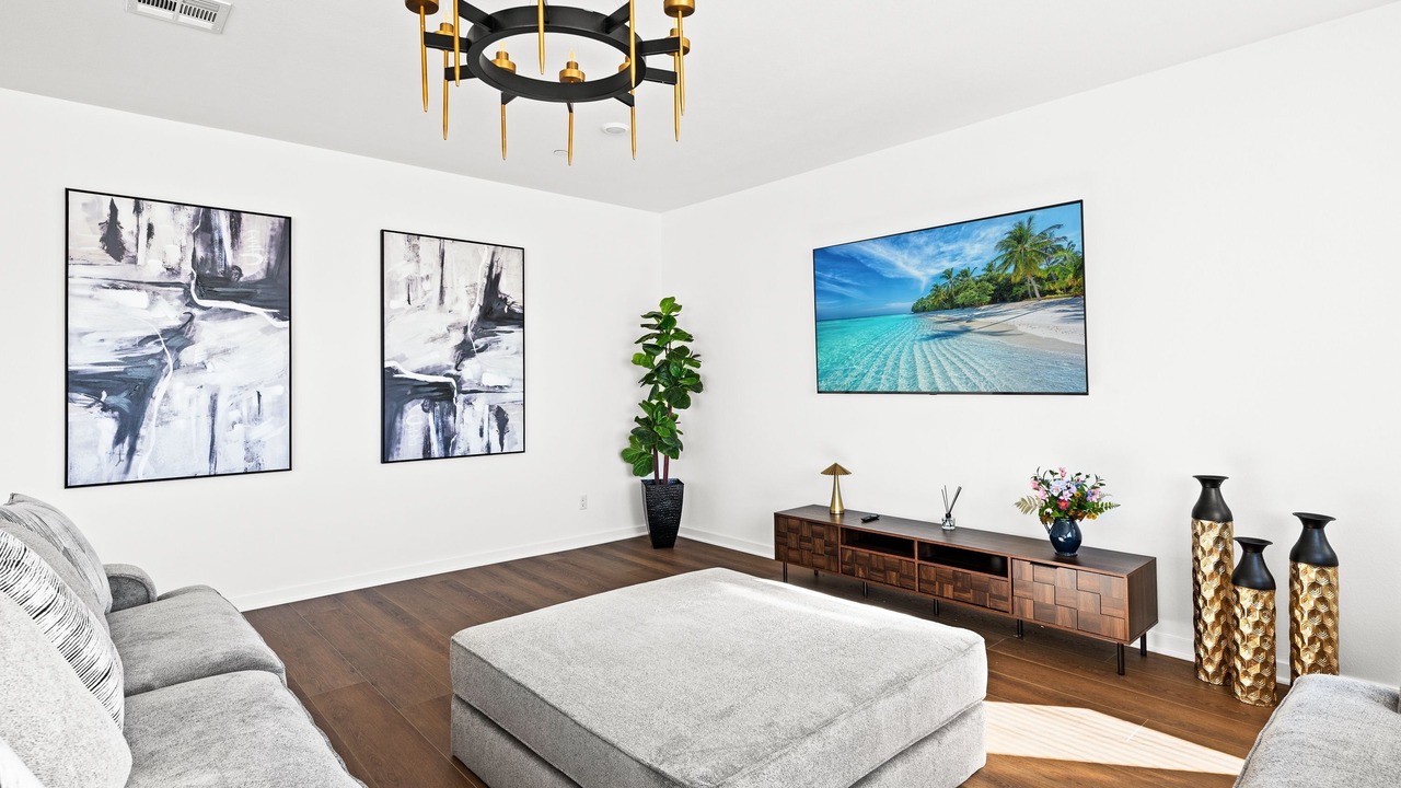 Photo of Livingroom in Patton
