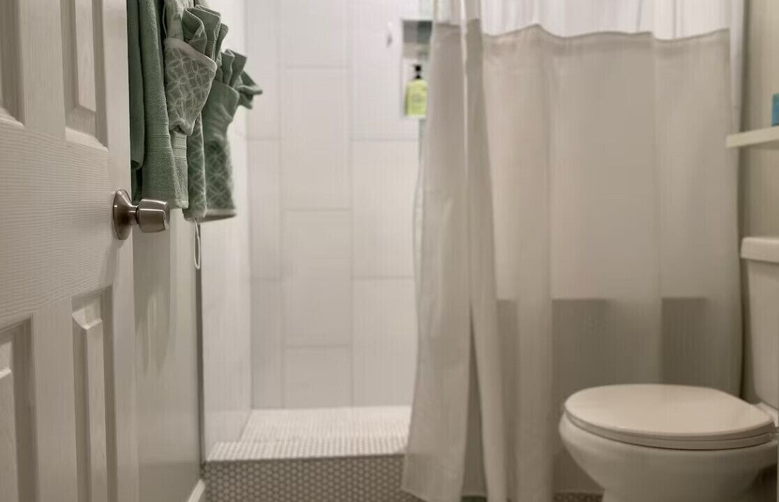 Photo of Bathroom in Los Angeles