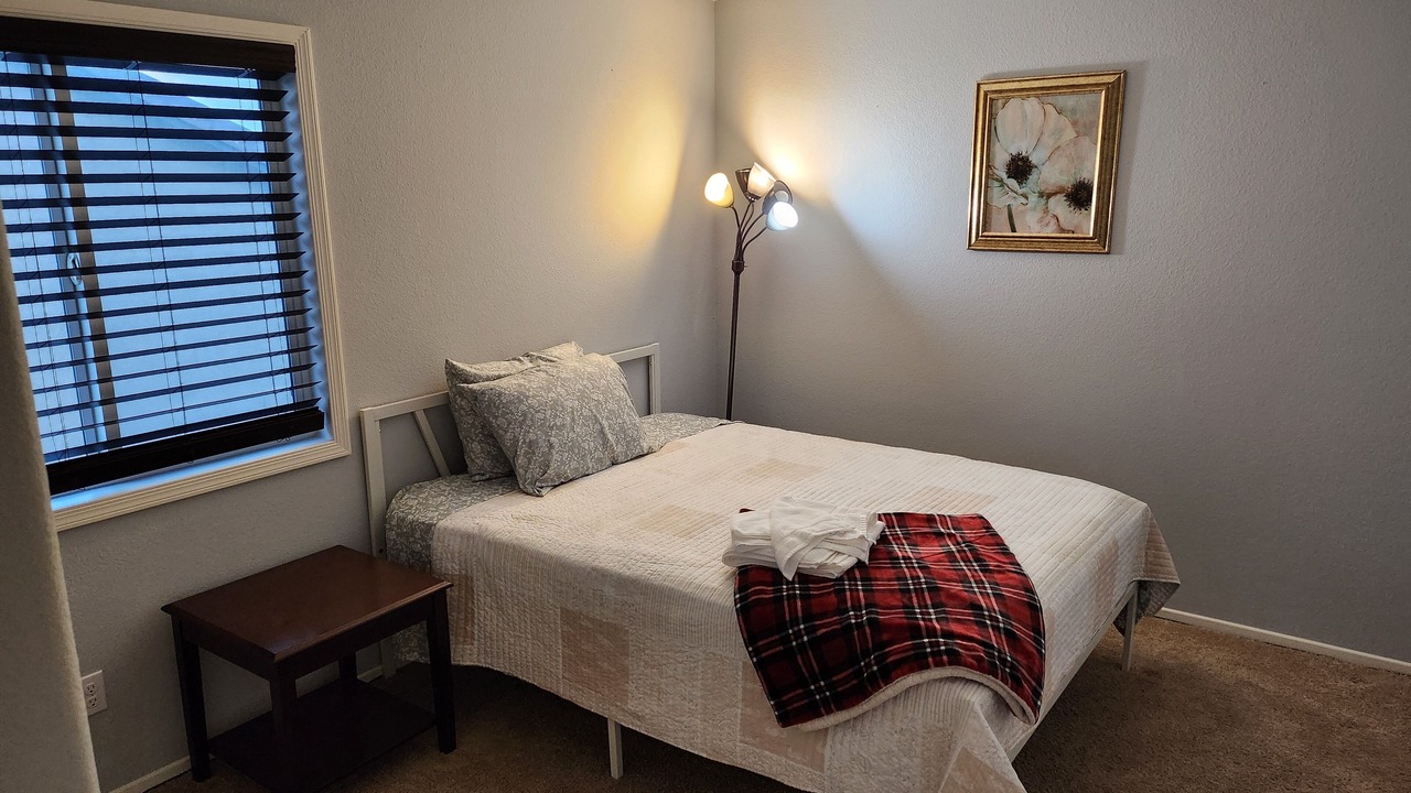 Photo of Bedroom in Victorville