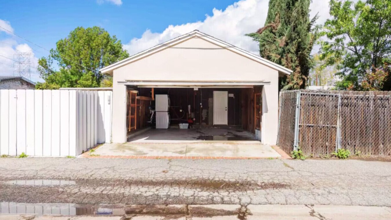 Photo of Outdoor in Reseda