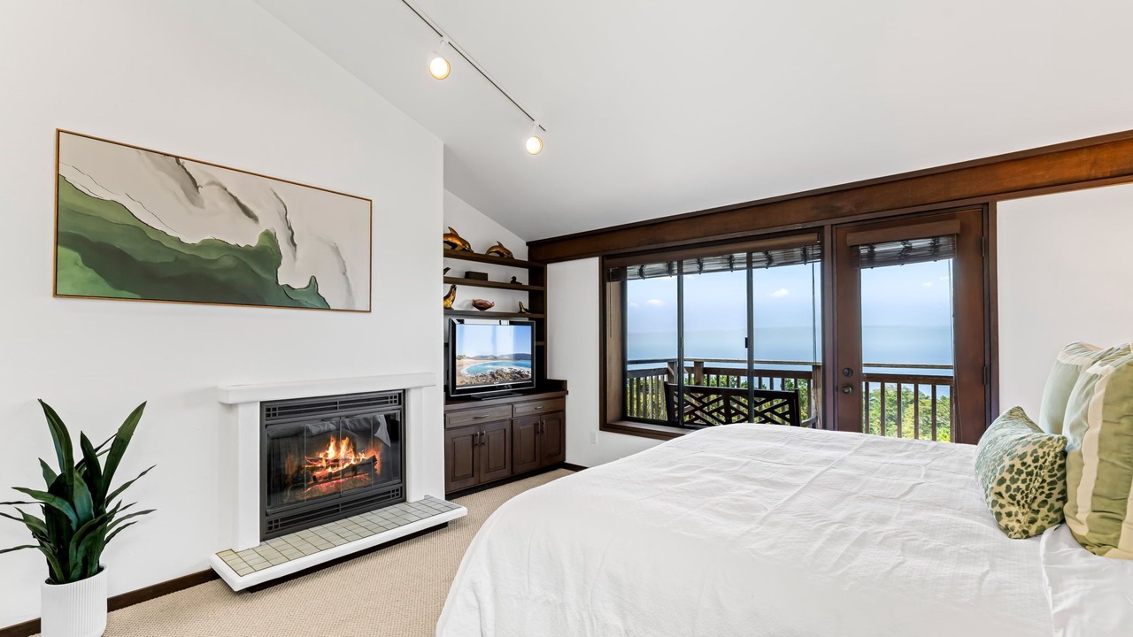 Photo of Livingroom in Carmel Highlands