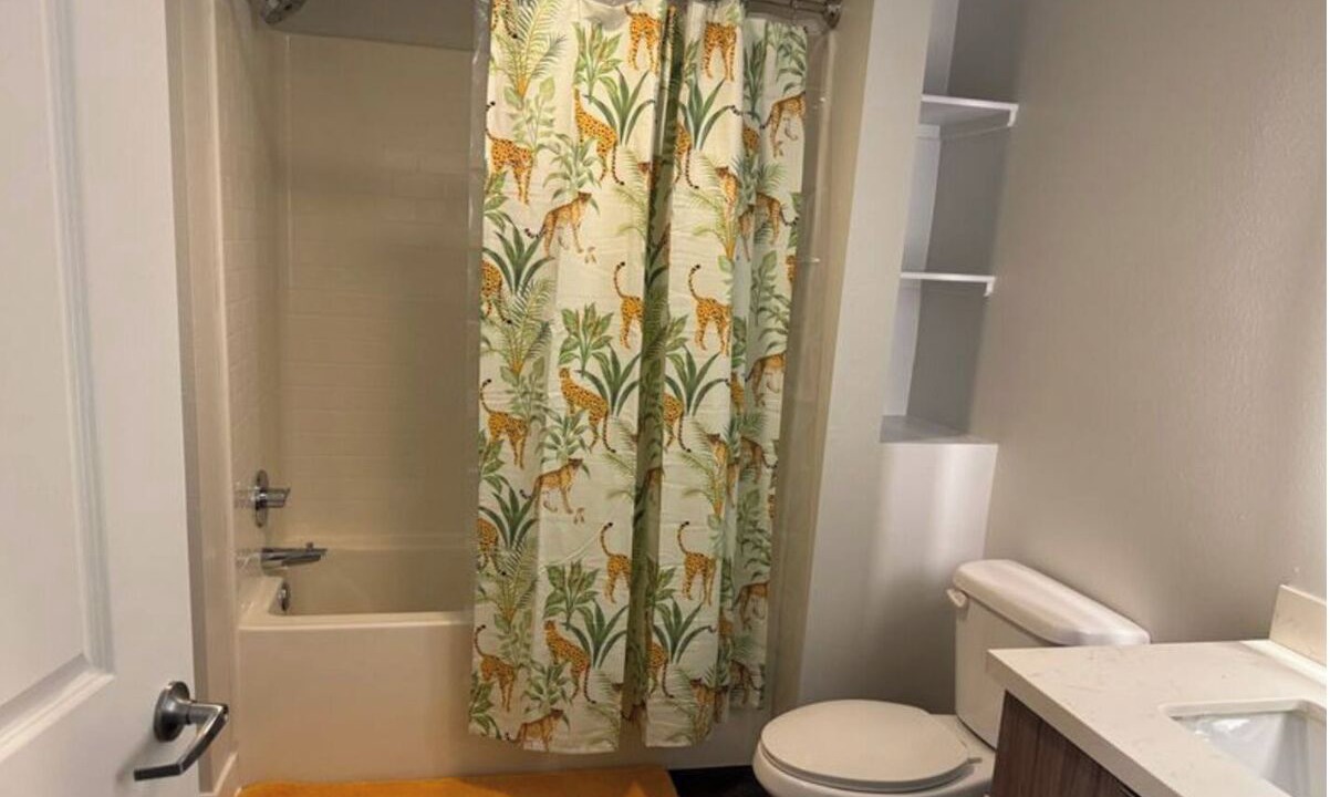 Photo of Bathroom in Glendale