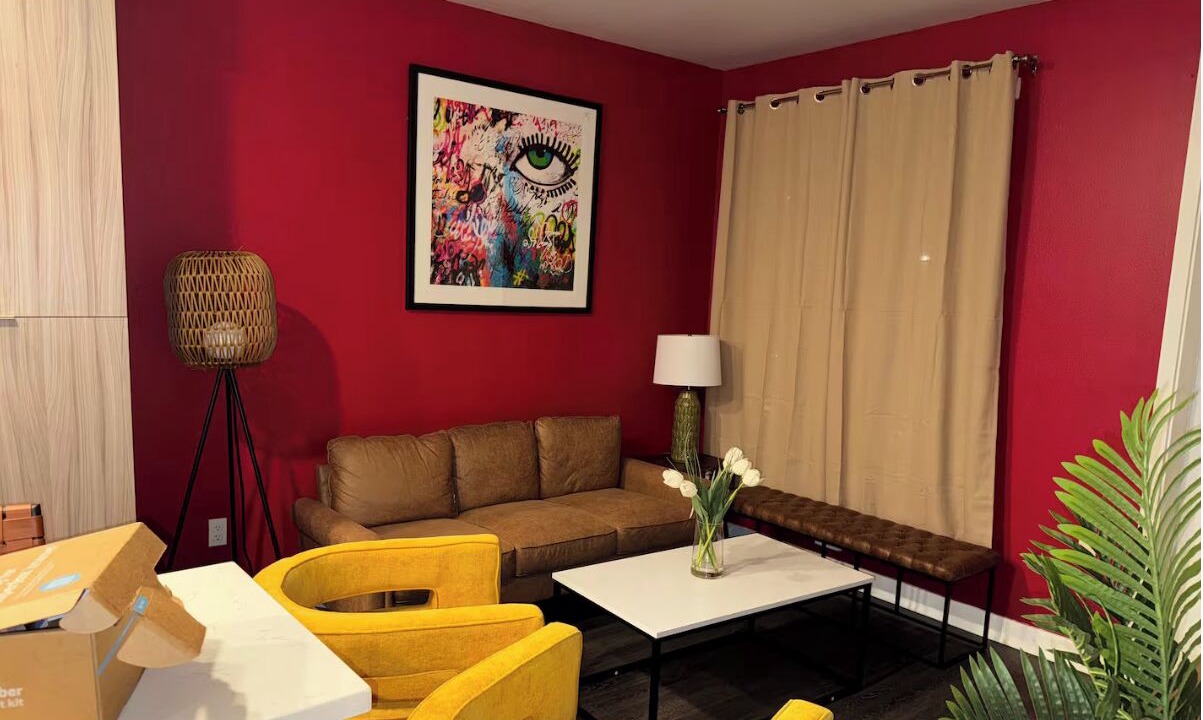 Photo of Livingroom in Glendale