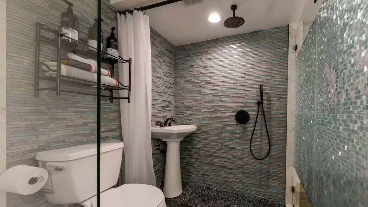 Photo of Bathroom in Elysian Heights