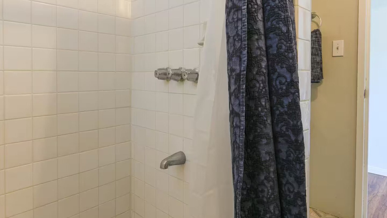 Photo of Bathroom in Elysian Heights