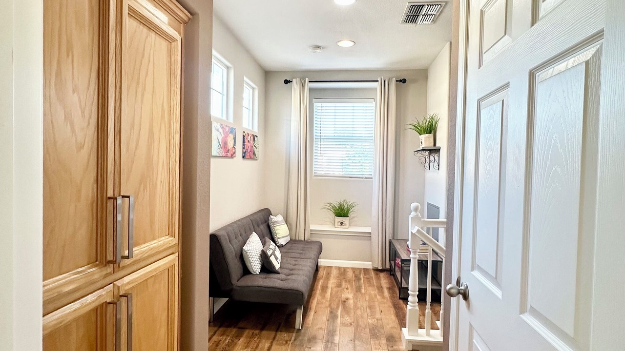 Photo of Livingroom in North Natomas