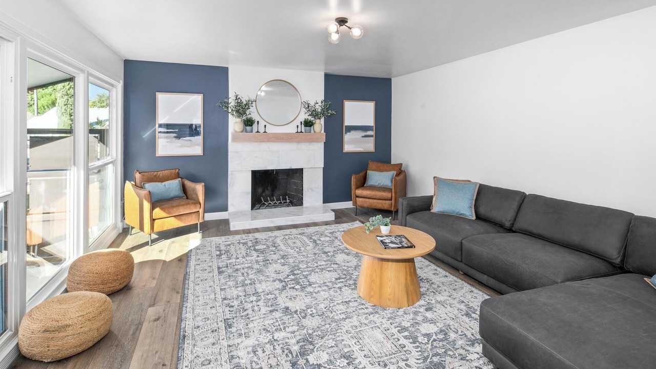 Photo of Livingroom in Lake Murray