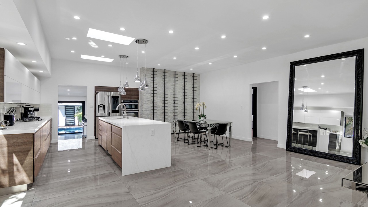 Photo of Kitchen in Greater Wilshire - Hancock Park