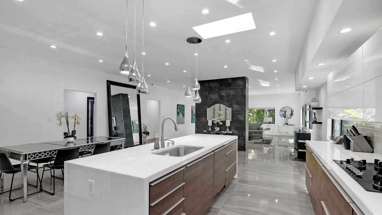 Photo of Kitchen in Greater Wilshire - Hancock Park