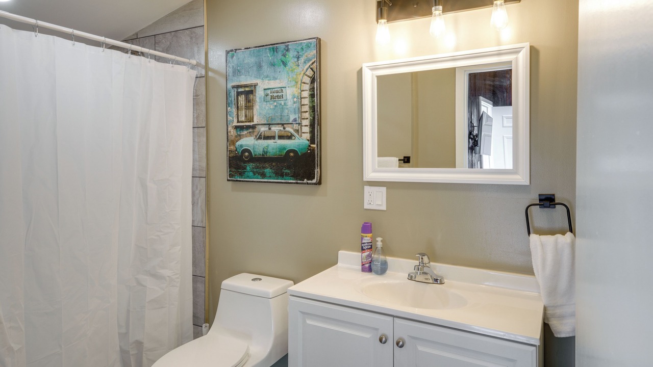 Photo of Bathroom in Frazier Park