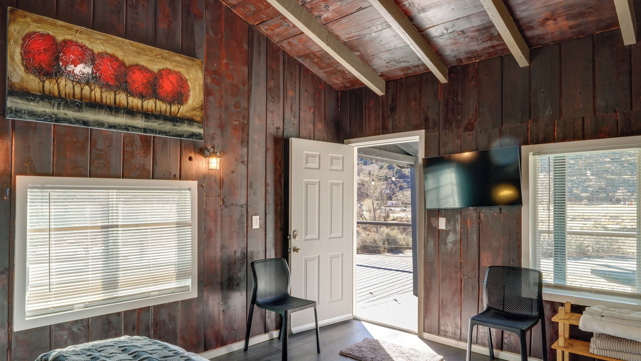 Photo of Bedroom in Frazier Park