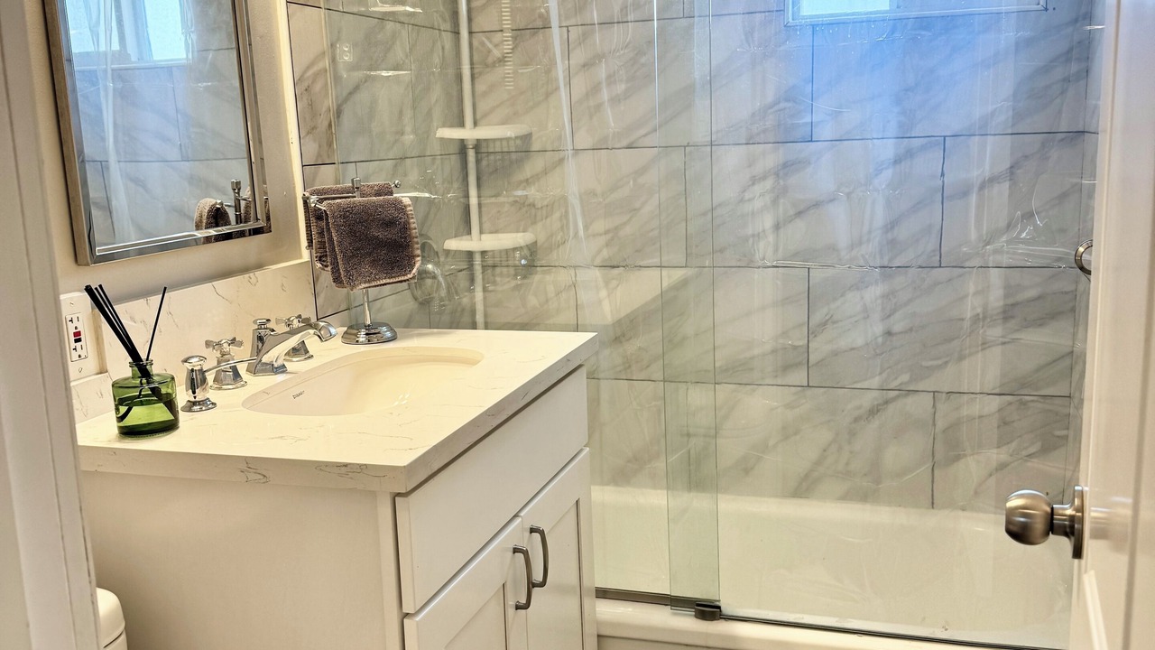 Photo of Bathroom in Duarte