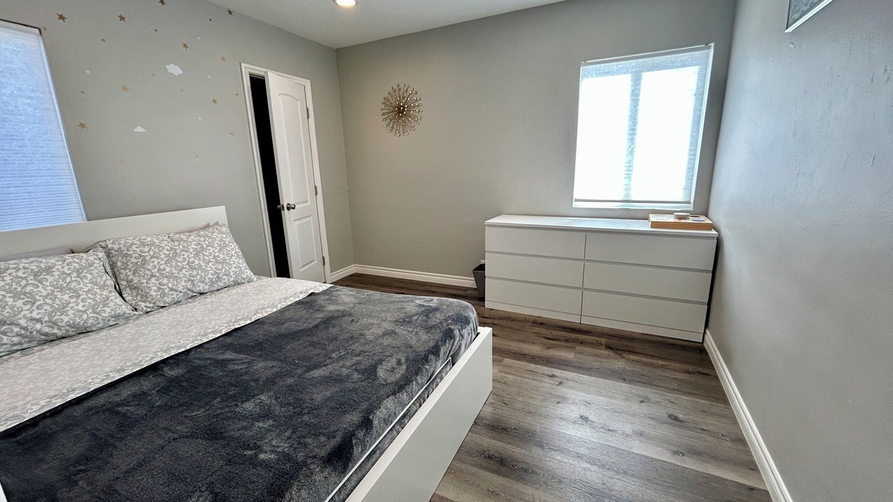 Photo of Bedroom in Duarte