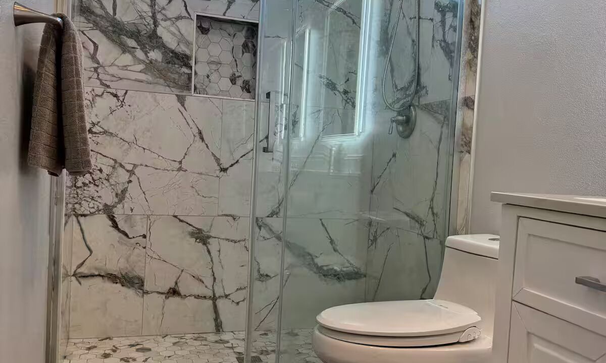 Photo of Bathroom in Duarte