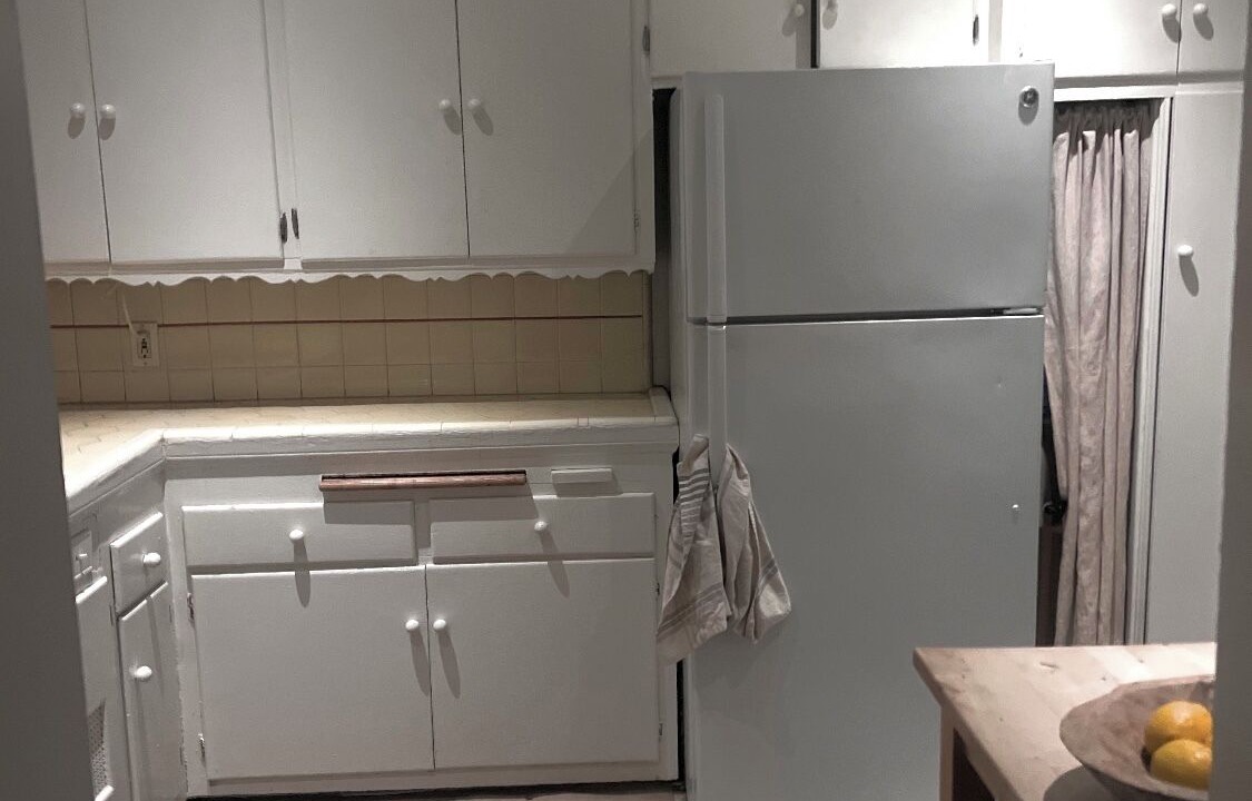 Photo of Kitchen in Miracle Mile