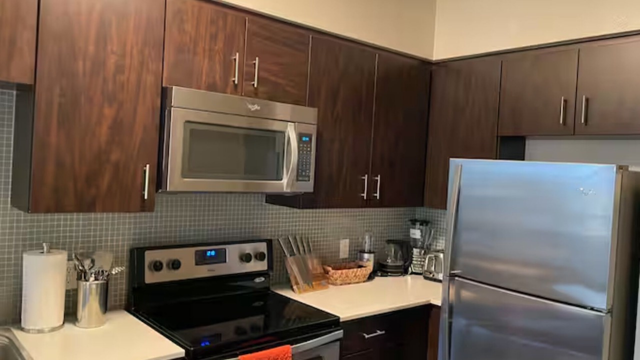 Photo of Kitchen in Miracle Mile