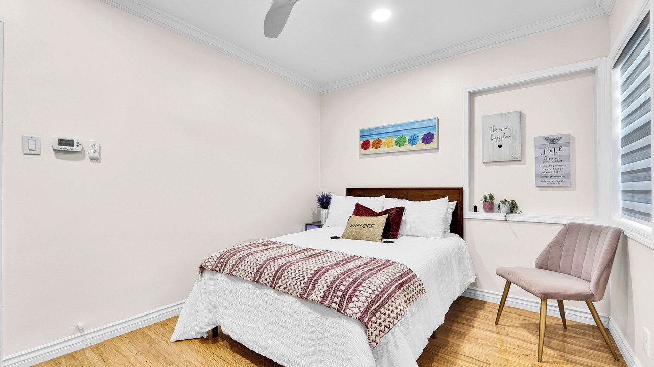 Photo of Bedroom in Madrona