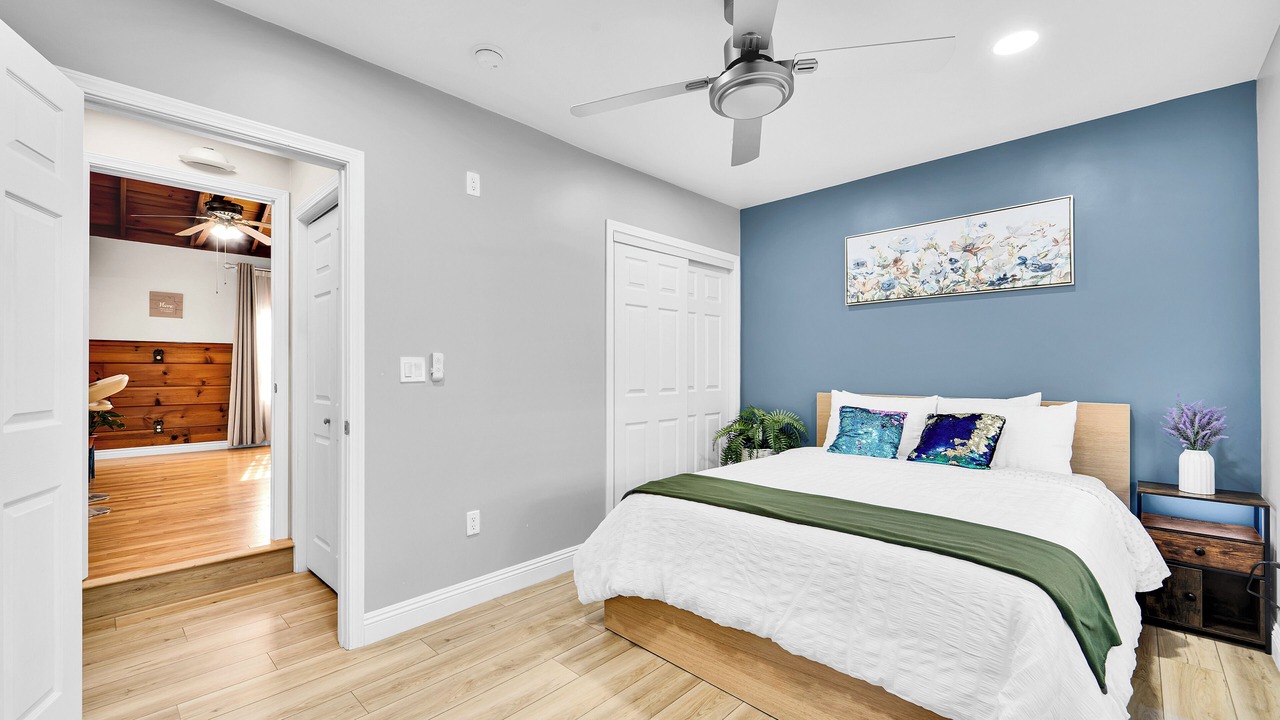 Photo of Bedroom in Madrona
