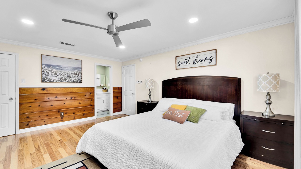 Photo of Bedroom in Madrona