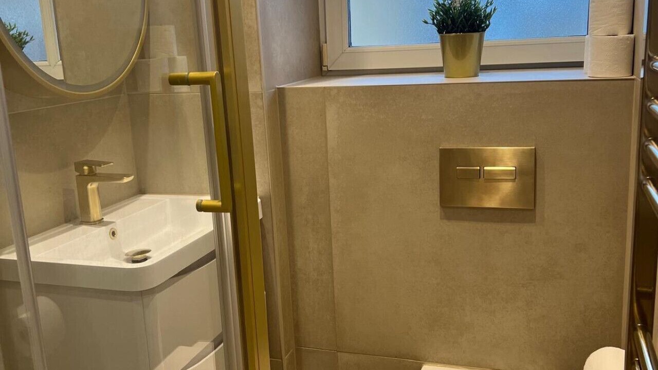 Photo of Bathroom in Elephant and Castle
