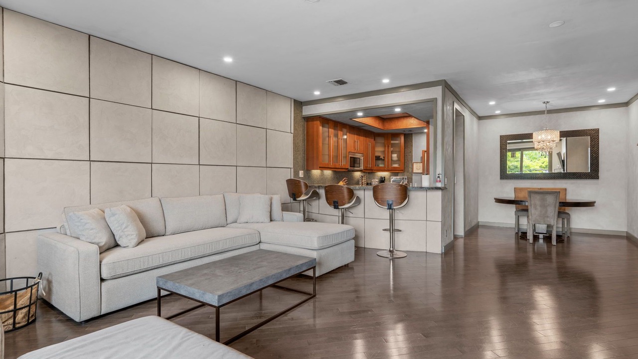Photo of Livingroom in Westwood