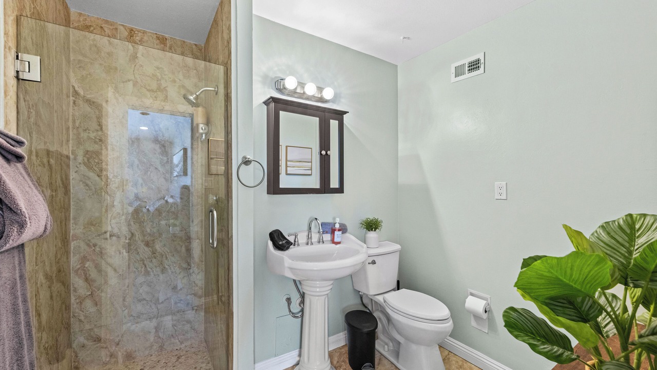 Photo of Bathroom in North Valley