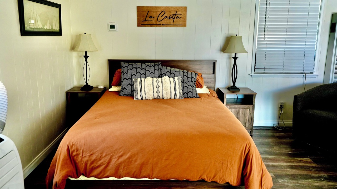 Photo of Bedroom in Lake Elsinore