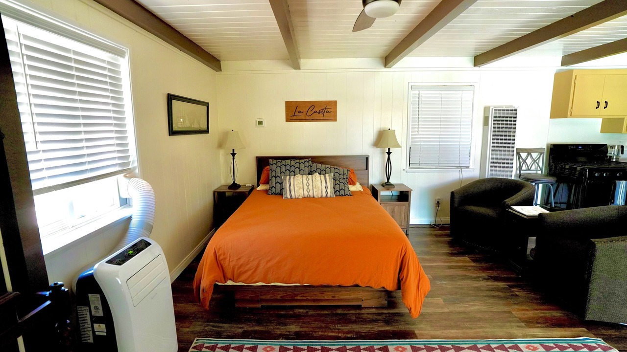 Photo of Bedroom in Lake Elsinore