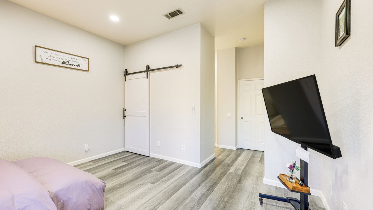 Photo of Bedroom in Victorville