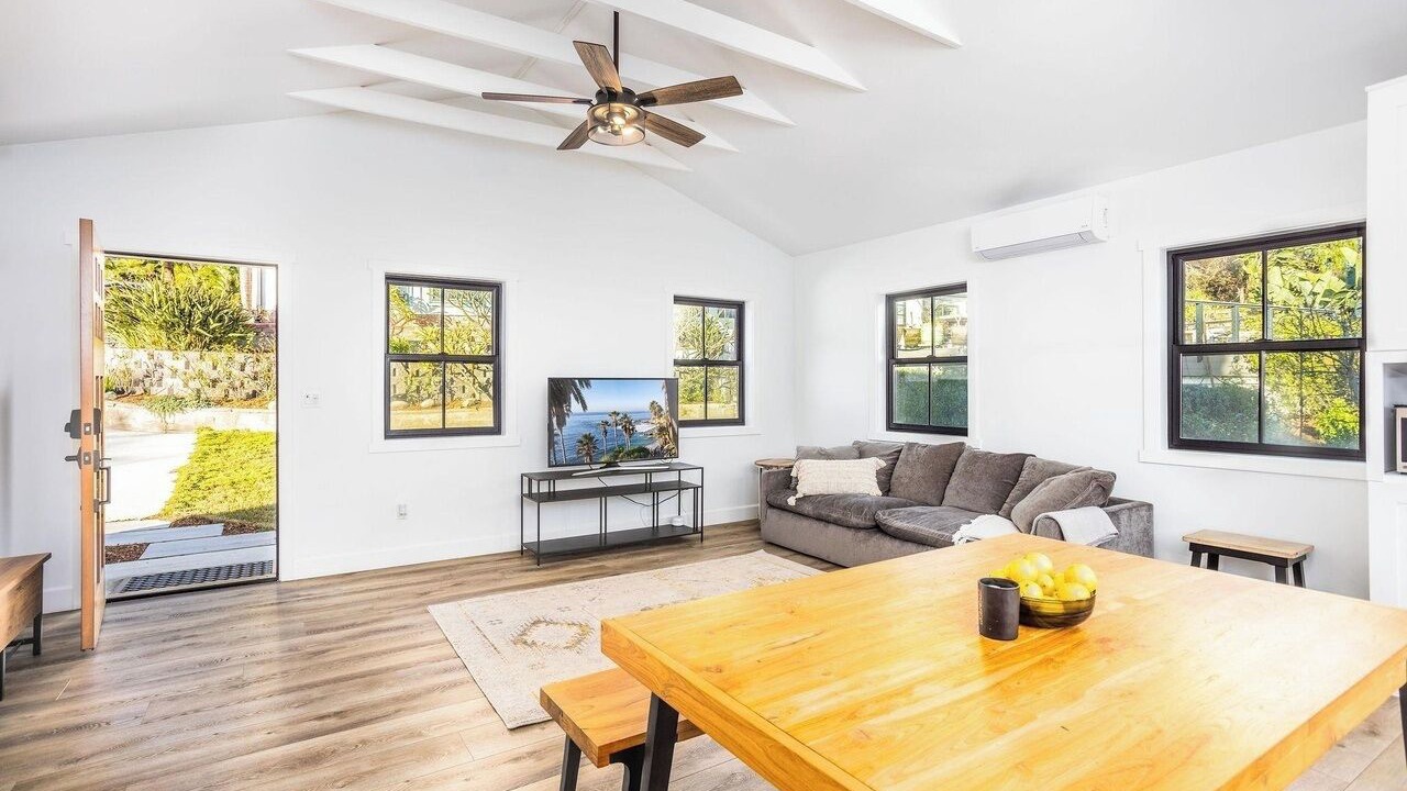 Photo of Livingroom in Fire Mountain