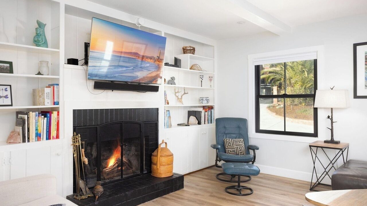 Photo of Livingroom in Fire Mountain
