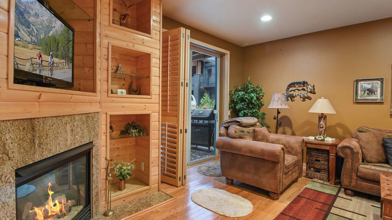 Photo of Livingroom in Brockway