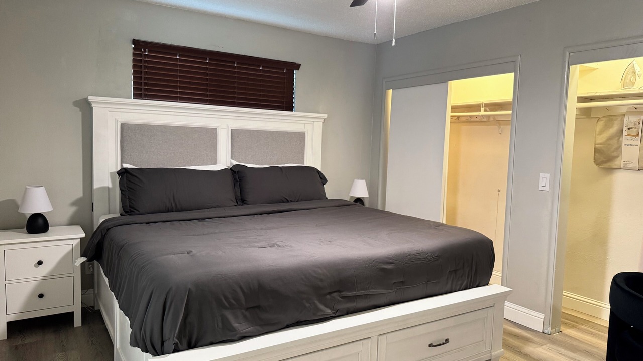 Photo of Bedroom in Hanford