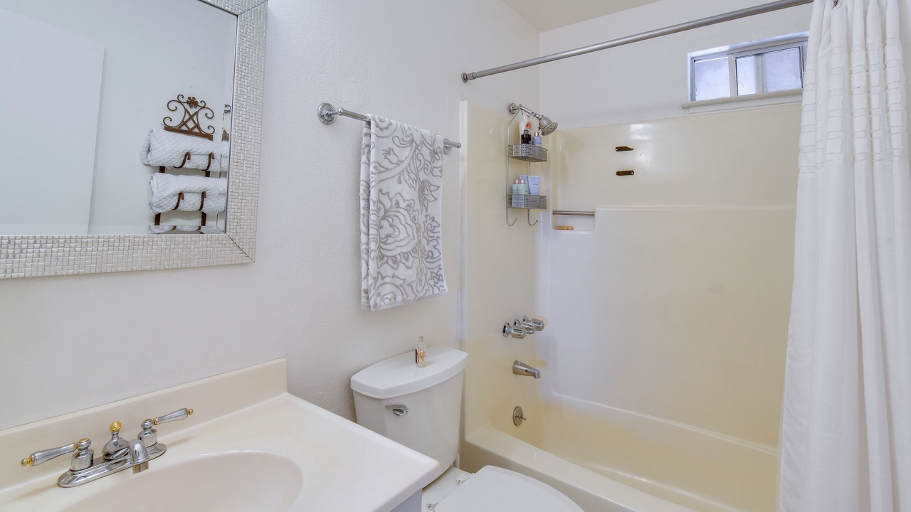 Photo of Bathroom in Tuolumne