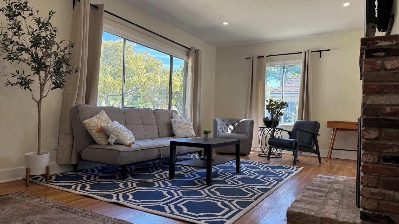 Photo of Livingroom in South Arroyo