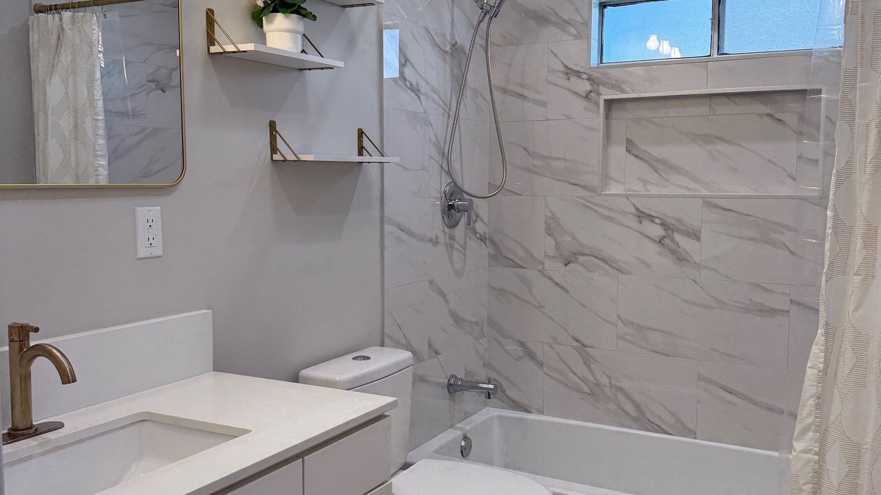 Photo of Bathroom in South Arroyo