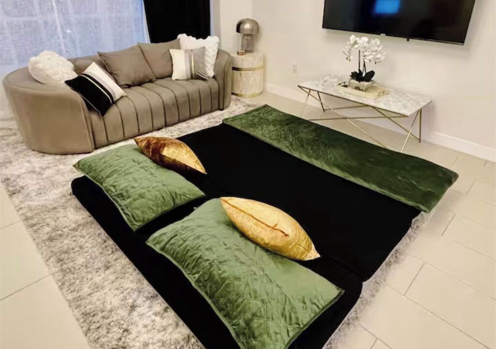 Photo of Livingroom in Downtown Los Angeles