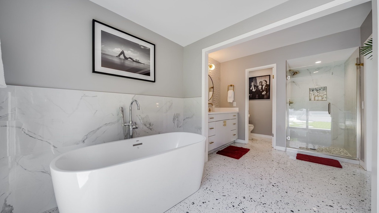 Photo of Bathroom in Indian Canyon
