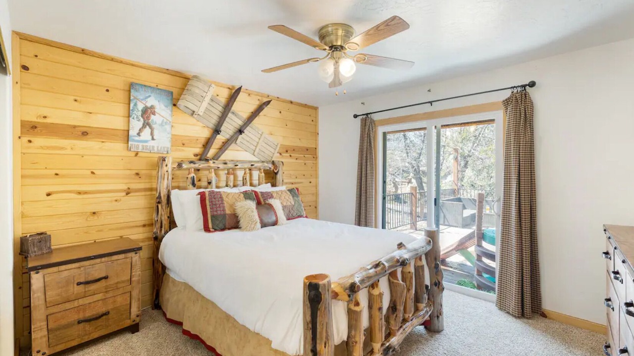 Photo of Bedroom in Castle Glen Estates